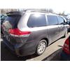 Image 3 : 2013 Toyota Sienna