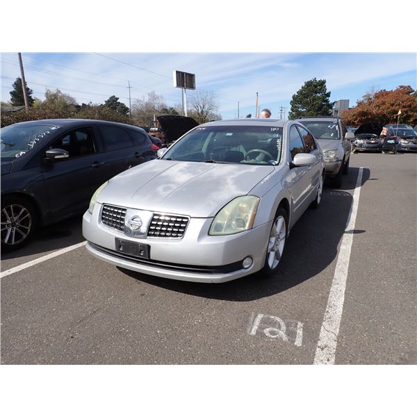 2004 Nissan Maxima