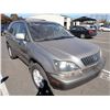 Image 2 : 2000 Lexus RX 300