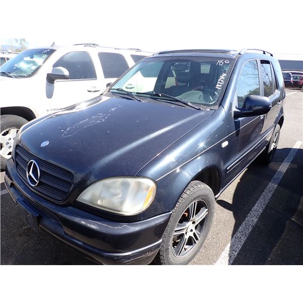 1999 Mercedes-Benz ML430