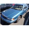 Image 1 : 1994 Chrysler LeBaron