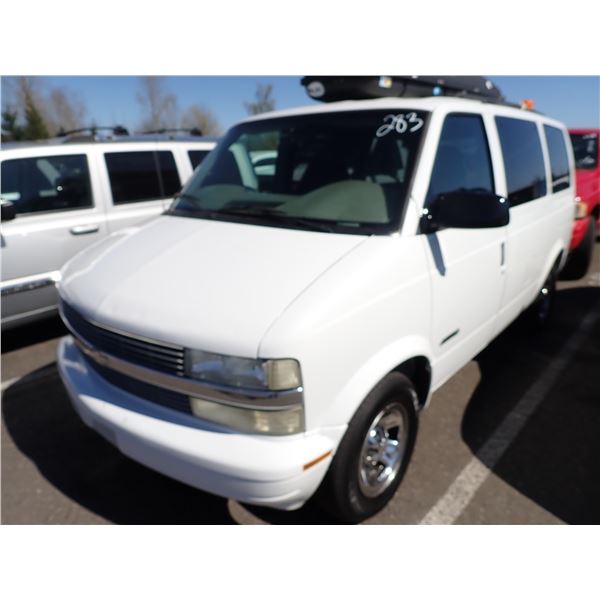 2002 Chevrolet Astro Van