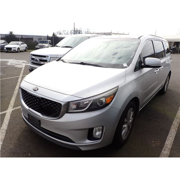 2015 Kia Sedona