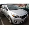 Image 2 : 2015 Kia Sedona