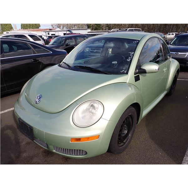 2010 Volkswagen New Beetle