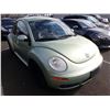 Image 2 : 2010 Volkswagen New Beetle