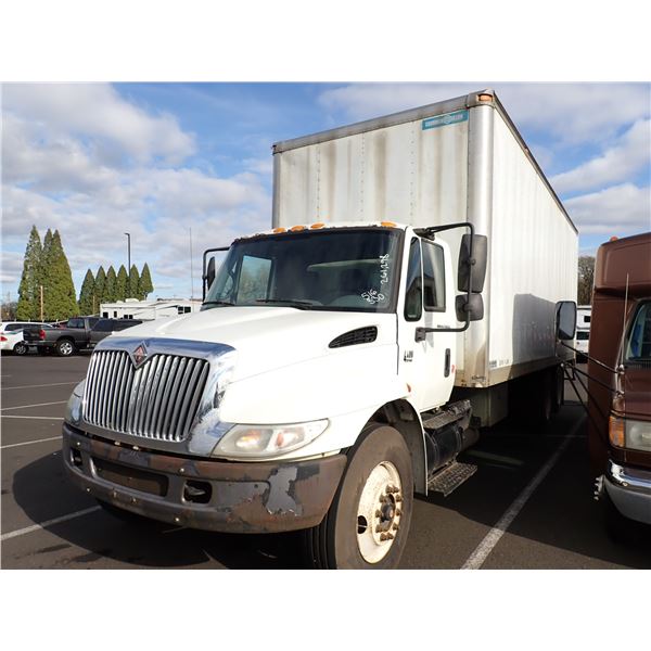 2002 International 4400