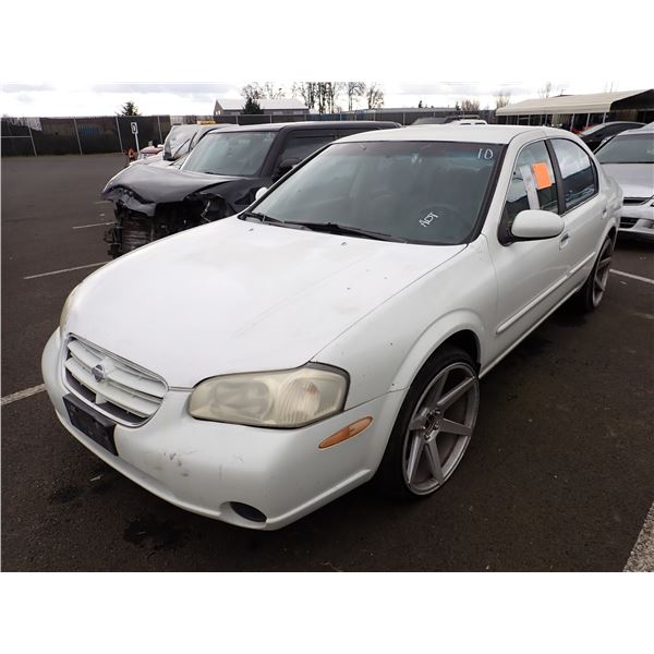 2000 Nissan Maxima