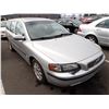 Image 2 : 2001 Volvo V70 RUNS WITH MECHANICAL PROBLEMS