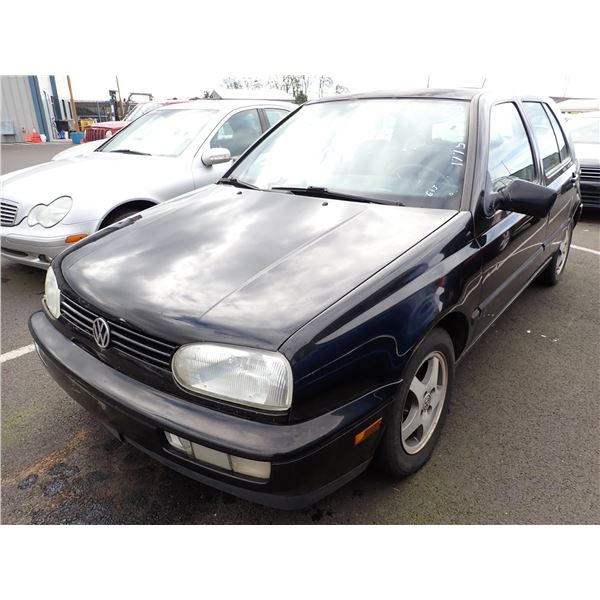 1999 Volkswagen Golf RUNS WITH MECHANICAL PROBLEMS