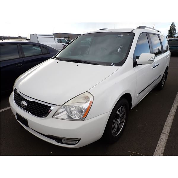 2014 Kia Sedona