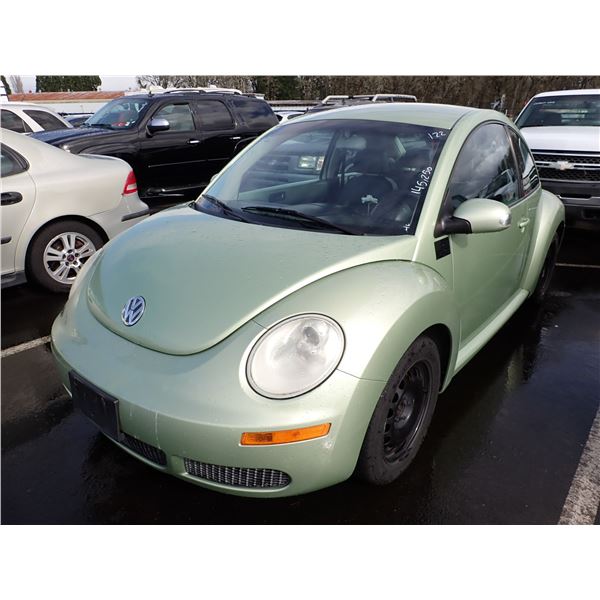 2010 Volkswagen New Beetle