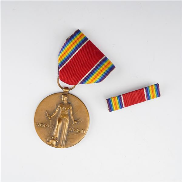 World War II Victory Medal with Ribbon Bar and Presentation Box