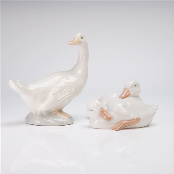 2pc Nao by Lladro Porcelain Waterfowl Figurines