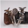 Image 3 : Pair of Sterling Silver Screwback Earrings, Fish in Basket Motif