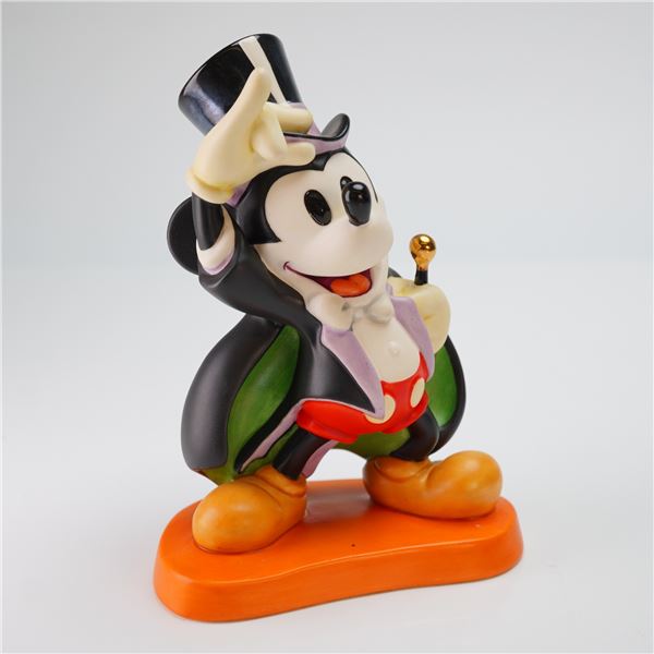 Walt Disney Classics Collection Figurine, Magician Mickey On with the Show