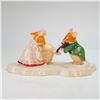 Image 1 : Royal Doulton Brambly Hedge Figurine, The Ice Ball DBH30