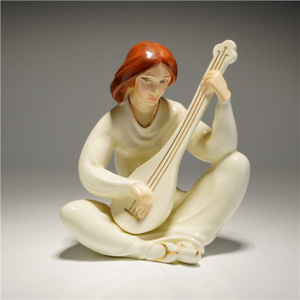 Royal Doulton Enchantment Collection Figurine Lyric HN2757