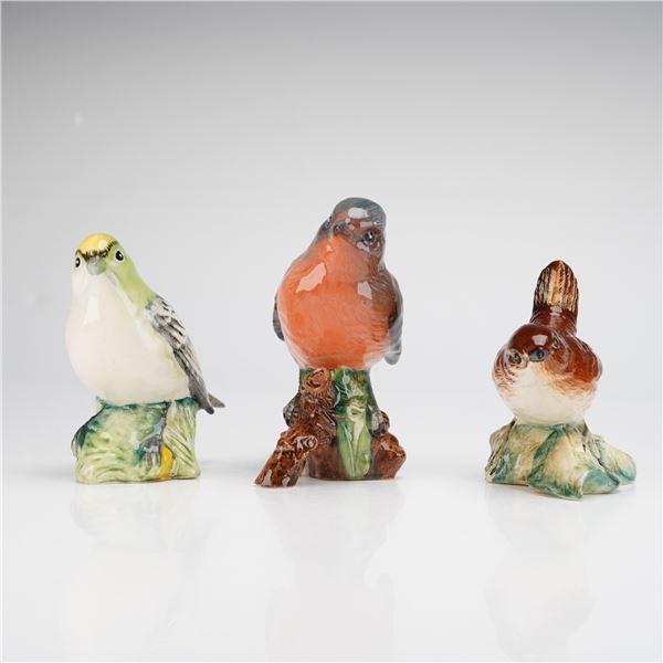 A Trio of Beswick Bird Figurines including Goldcrest, Chaffinch, and Wren