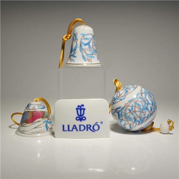 4pc Lladro Porcelain Christmas Ornaments and Plaque