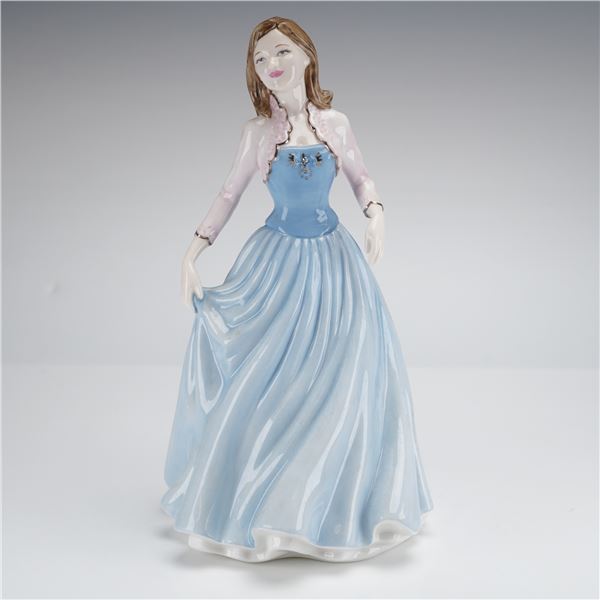 Royal Doulton Figurine Lucette HN4728