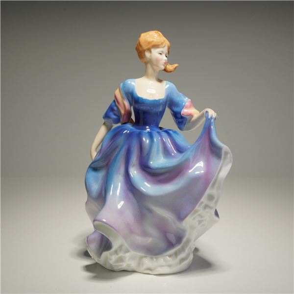 Royal Doulton Figurine, Elizabeth HN2465