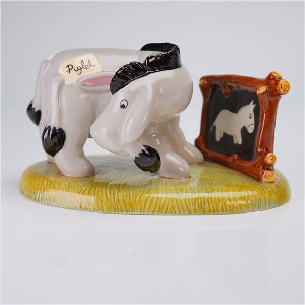 Royal Doulton Winnie-the-Pooh Figurine, Pinning the Tail