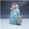 Image 2 : Beatrix Potter Aunt Pettitoes Figurine by Royal Albert
