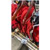 Image 2 : 3 MUSTANG CLASSIC CHILDRENS SIZE FOAM RED MARINE FLOATATION SURVIVAL VESTS