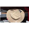 Image 4 : 15 GILL MARINE UV SUN HATS- BLUE, BEIGE & SILVER