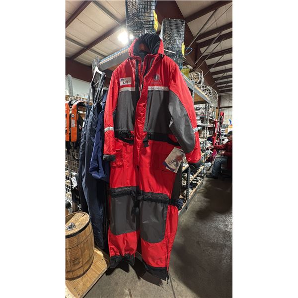 MUSTANG SURVIVAL MS-195HX XXL RED/BLACK INTEGRITY SURVIVAL SUIT