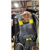Image 3 : 4 ASSORTED MUSTANG SURVIVAL PERSONAL FLOTATION DEVICES- 2 HYDROSTATIC, 1 ELITE 120 & 1 INFLATABLE