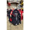Image 3 : 2 GILL MENS COAST-LITE JACKETS SIZE MEDIUM AND 1 RONSTAN MENS JACKET SIZE MEDIUM