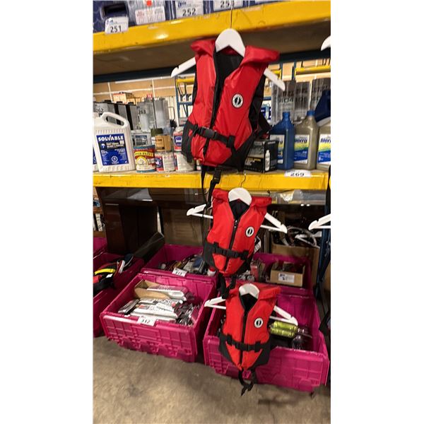 2 MUSTANG SURVIVAL CLASSICS YOUTH FOAM VESTS & 1 INFANT