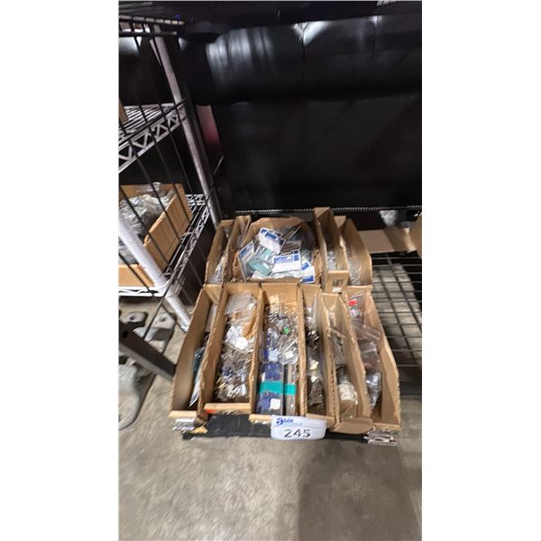 ASSORTED MARINE HINGES
