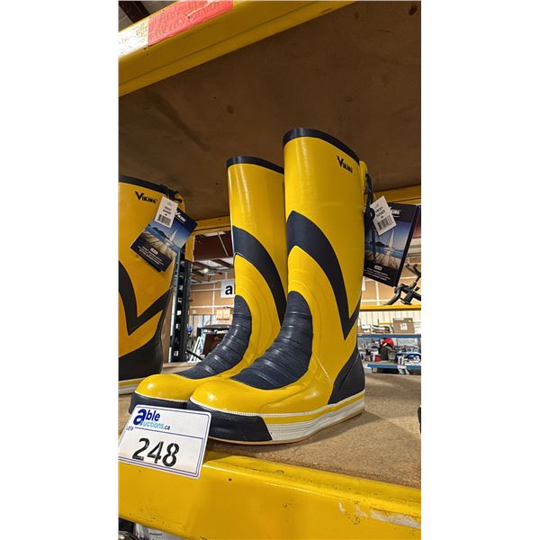 PAIR OF YELLOW/BLUE VIKING MENS VW26Y WATERPROOF BOOTS SIZE 6