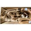 Image 13 : BOX OF ASSORTED MARINE PARTS & HARDWARE