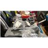 Image 2 : BOX OF ASSORTED MARINE PARTS & HARDWARE