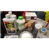 Image 3 : BIN OF SCULPWOOD PUTTY, ROLLER BRUSHES, TEAK CLEANER POWDER, ALUMINUM BOAT REPAIR KITS, TEAK