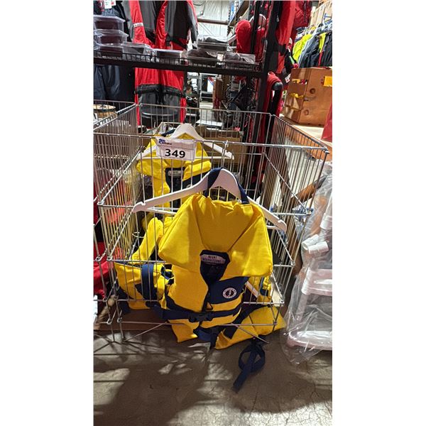 WIRE MESH DISPLAY CRATE OF 9 MUSTANG SURVIVAL YELLOW FOAM LIFE JACKETS SIZE CHILD & INFANT