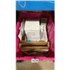 Image 2 : BIN OF ASSORTED MARINE ITEMS- JABSCO HOTSHOT HD6 WASHDOWN KIT, TOILET PUMP UNIT WITH HANDLE, BILGE