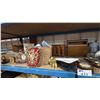 Image 3 : SHELF OF ASSORTED DECORATIVE/COLLECTABLE MARINE ITEMS
