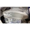 Image 7 : BOX OF ASSORTED MARINE ELECTRICAL & LIGHTING ITEMS
