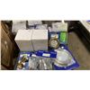 Image 2 : BOX OF ASSORTED MARINE ELECTRICAL & LIGHTING ITEMS