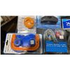 Image 7 : BOX OF ASSORTED MARINE ELECTRICAL & LIGHTING ITEMS