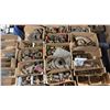Image 3 : PALLET OF ASSORTED MARINE PLUMBING PARTS & HARDWARE