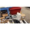 Image 2 : PALLET OF ASSORTED MARINE HOSES, VENTILATION MOTORS & PIPING