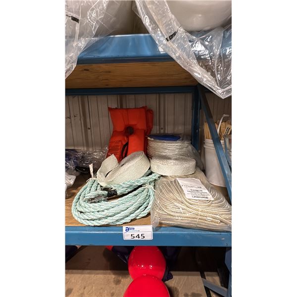 SAMSOM 3/8D WHITE GOLD 300' ANCHOR LINE, NYLON STRAPS, 2 LIFEJACKETS AND ASSORTED ROPE