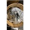 Image 3 : 2 SMALL WOODEN BARRELS OF ASSORTED ROPE, CHAIN, CLEATS & MARINE HARDWARE
