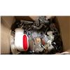 Image 2 : ASSORTED MARINE PARTS & HARDWARE